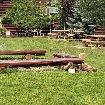 Wolf Den Log Cabin Motel And Rv Park Thayne Exteriér fotografie