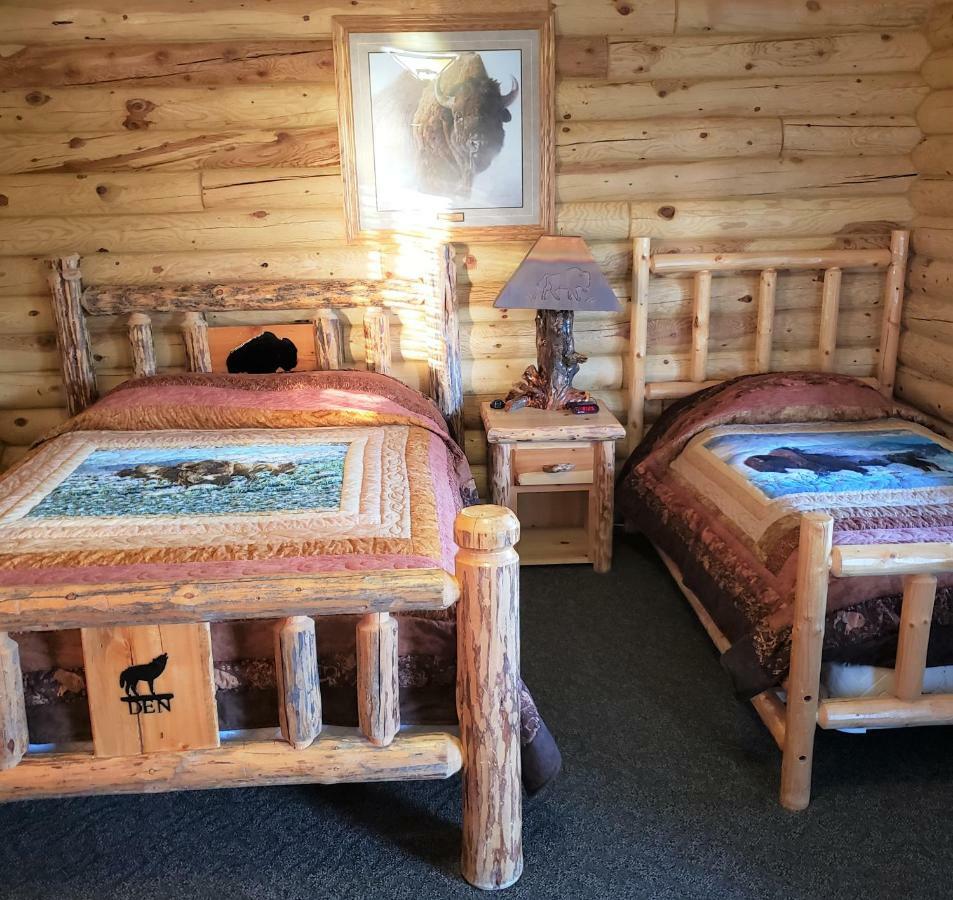 Wolf Den Log Cabin Motel And Rv Park Thayne Exteriér fotografie